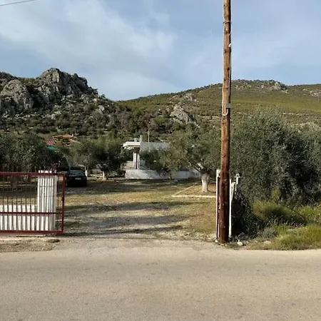 Апартаменты Lakeside Escape